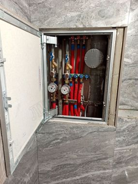 Люк под плитку Секрет 3.0 400*900 Люк под плитку Секрет 3.0 400*900